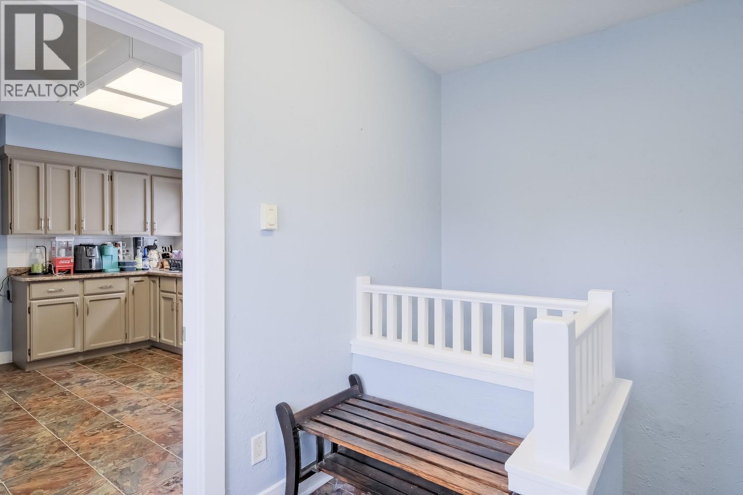 857 Main Street, Penticton, British Columbia  V2A 5E3 - Photo 34 - 10376427