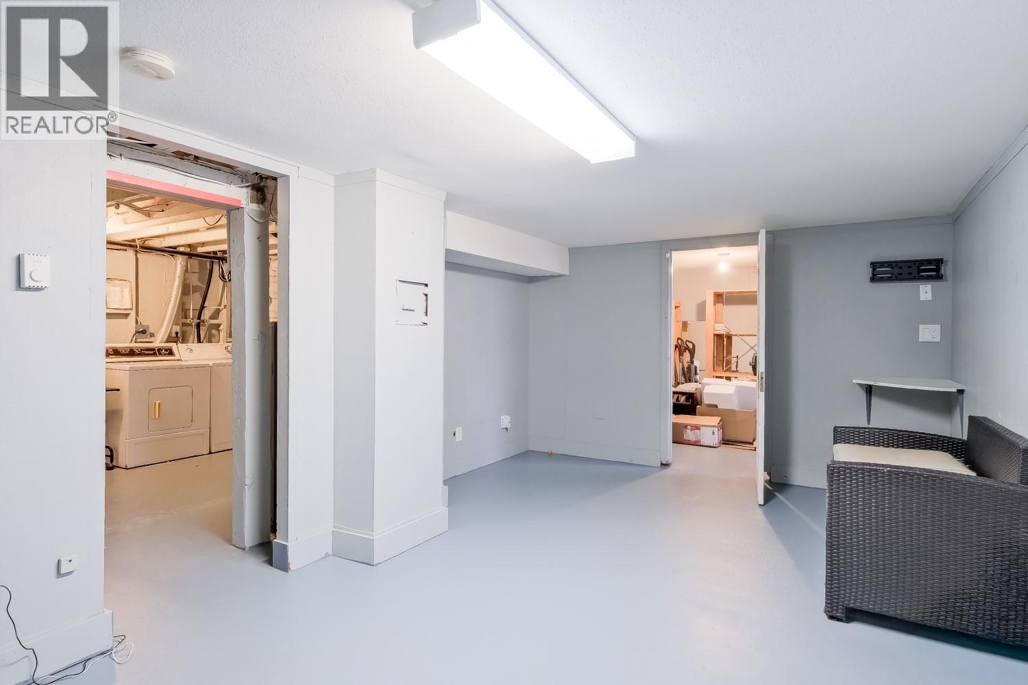 857 Main Street, Penticton, British Columbia  V2A 5E3 - Photo 35 - 10376427