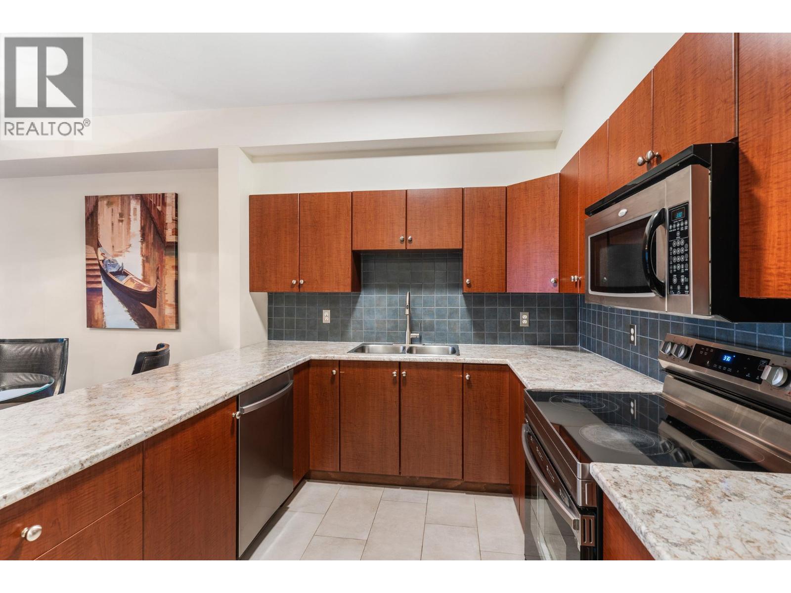 1875 Country Club Drive Unit# 1616, Kelowna, British Columbia  V1V 2W7 - Photo 5 - 10376318