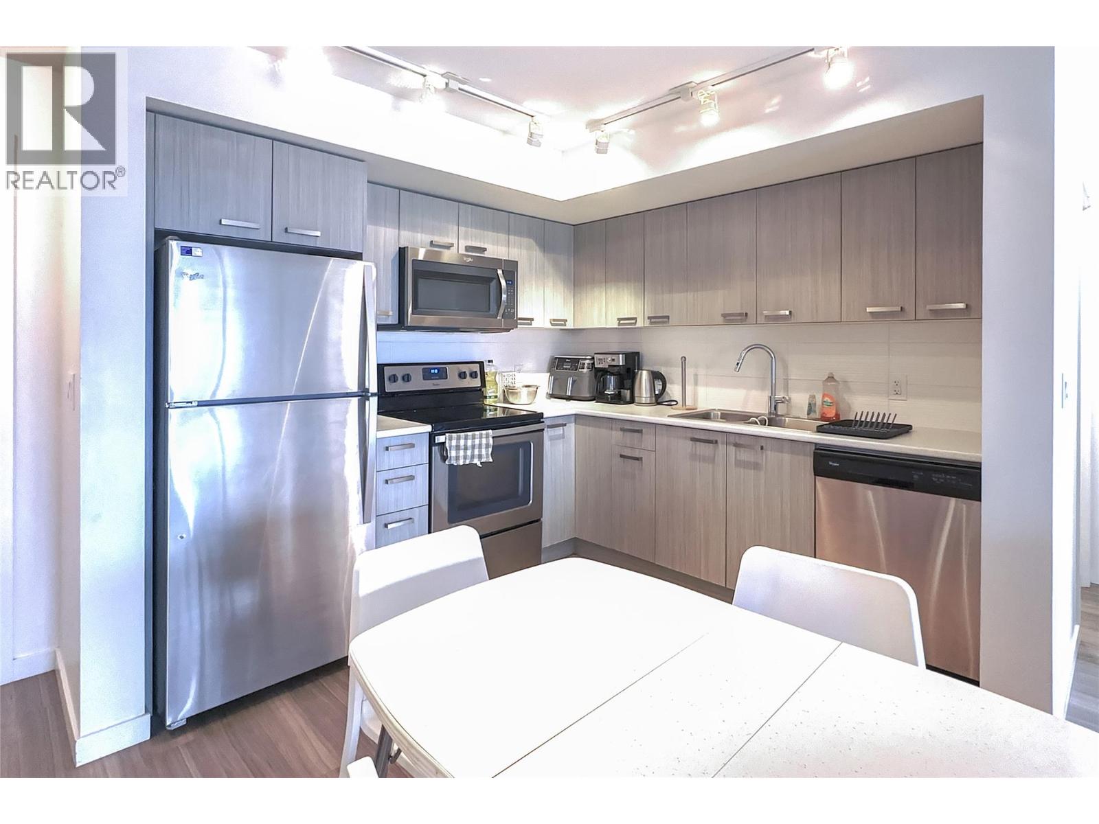 775 Academy Way Unit# 218, Kelowna, British Columbia  V1V 0A5 - Photo 5 - 10376309