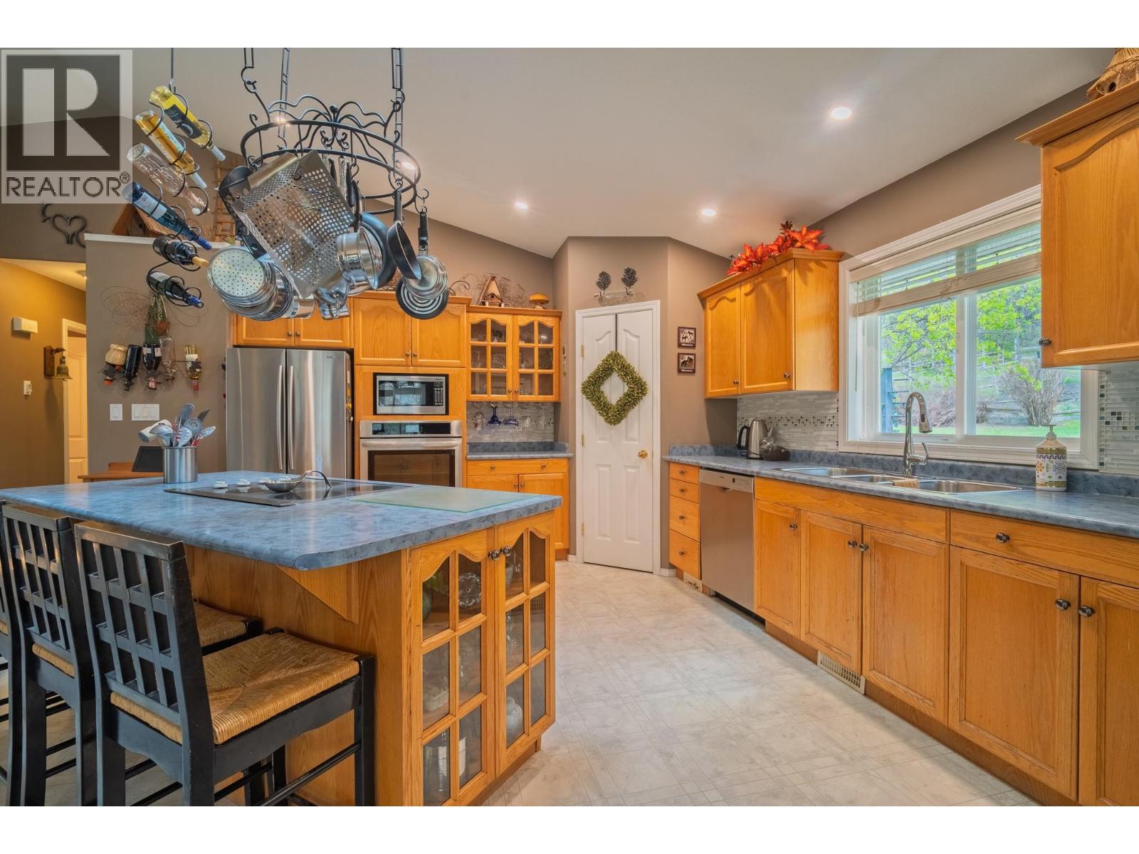 610 Strathmore Avenue, Greenwood, British Columbia  V0H 1J0 - Photo 20 - 10376052