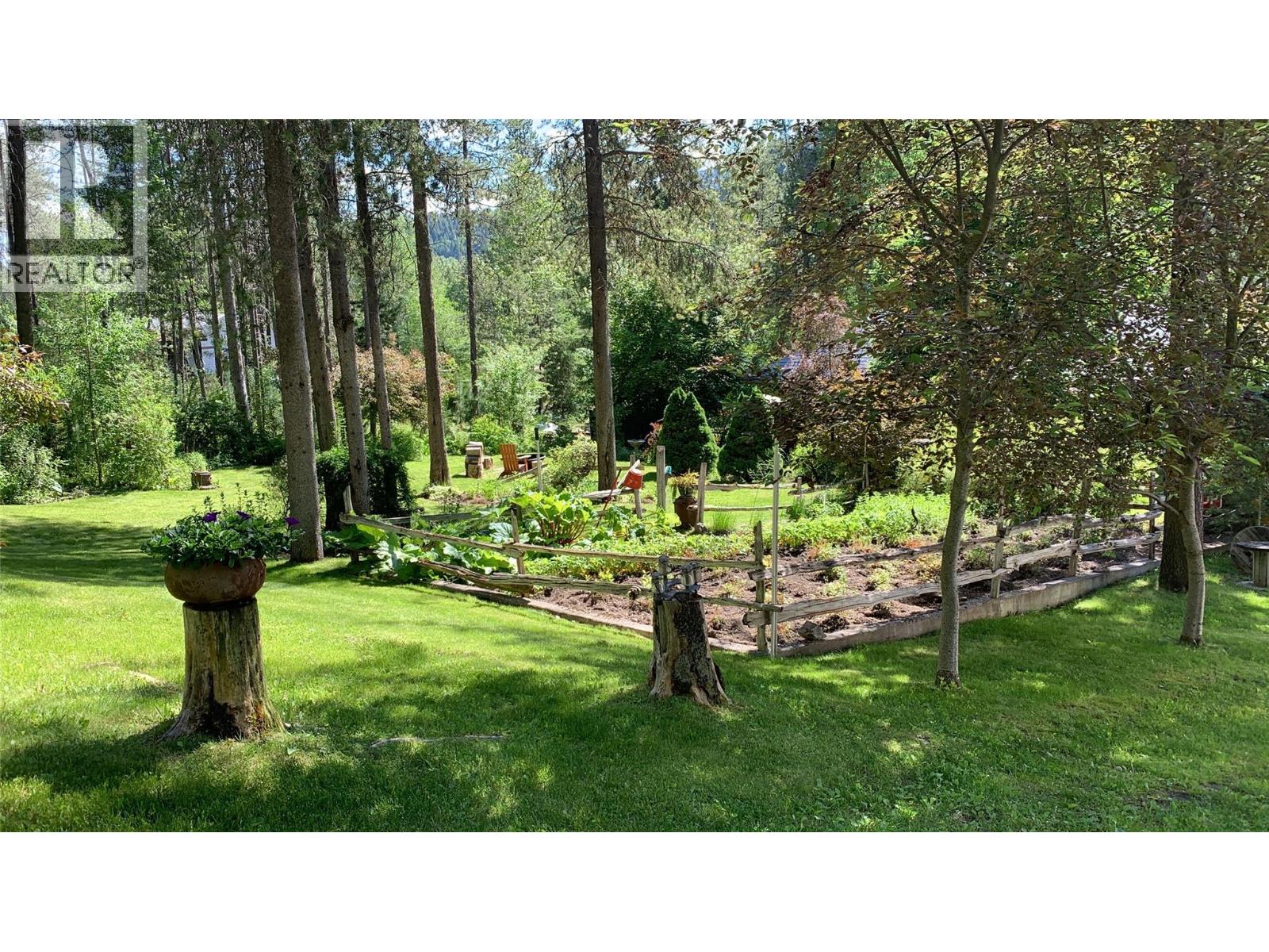 610 Strathmore Avenue, Greenwood, British Columbia  V0H 1J0 - Photo 80 - 10376052