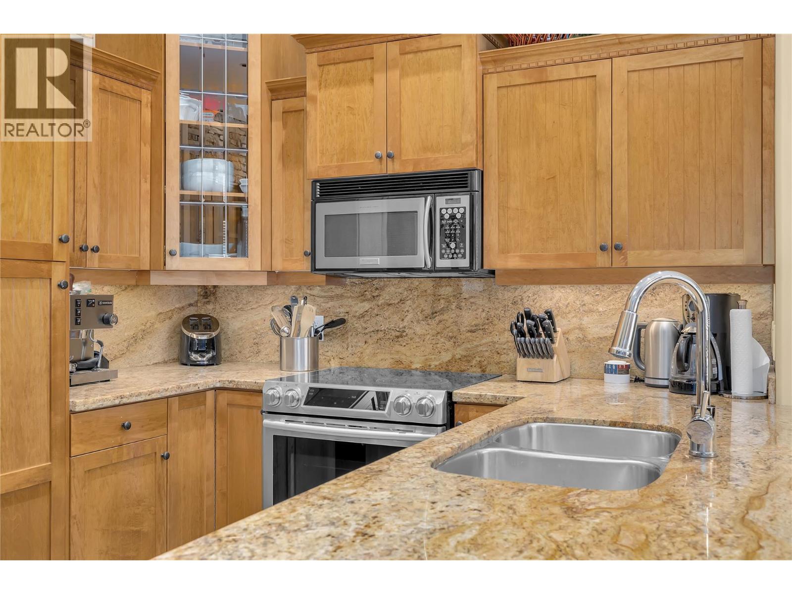 7700 Porcupine Road Unit# 3-104, Big White, British Columbia  V1P 1P3 - Photo 11 - 10376328