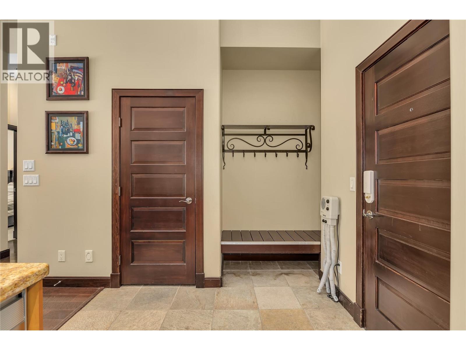 7700 Porcupine Road Unit# 3-104, Big White, British Columbia  V1P 1P3 - Photo 29 - 10376328