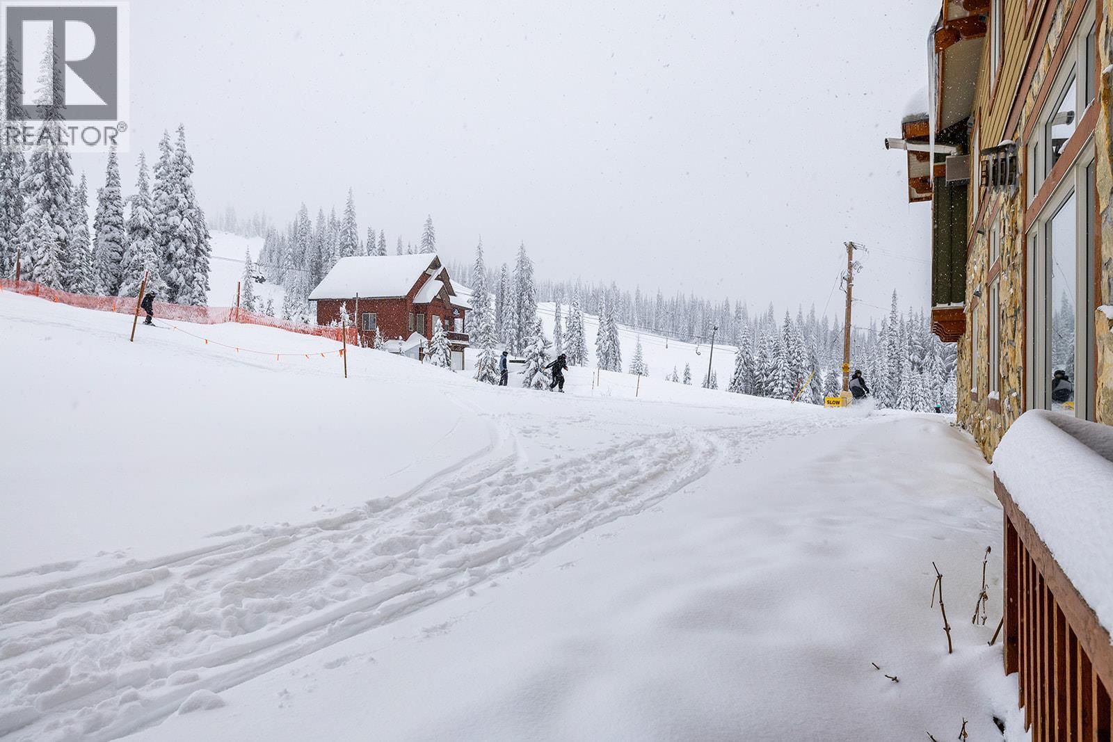 7700 Porcupine Road Unit# 3-104, Big White, British Columbia  V1P 1P3 - Photo 36 - 10376328