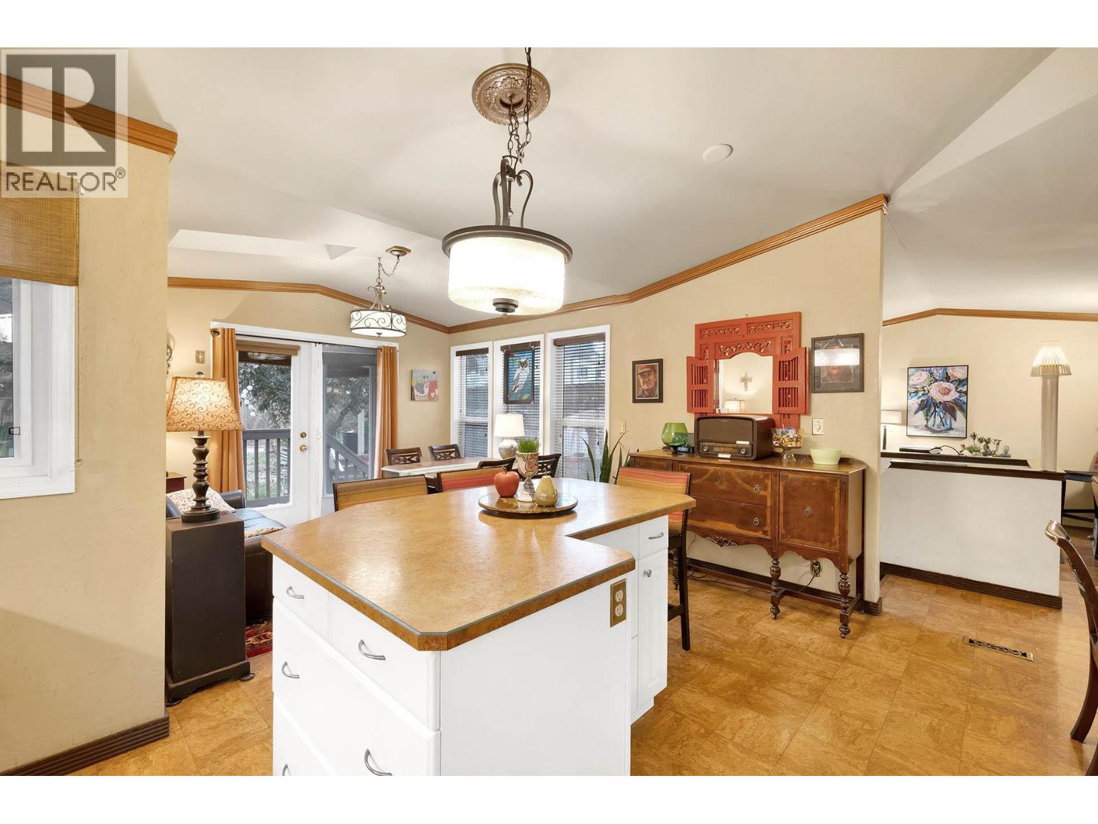 681 Douglas Street, Kamloops, British Columbia  V2C 3C4 - Photo 13 - 10376386