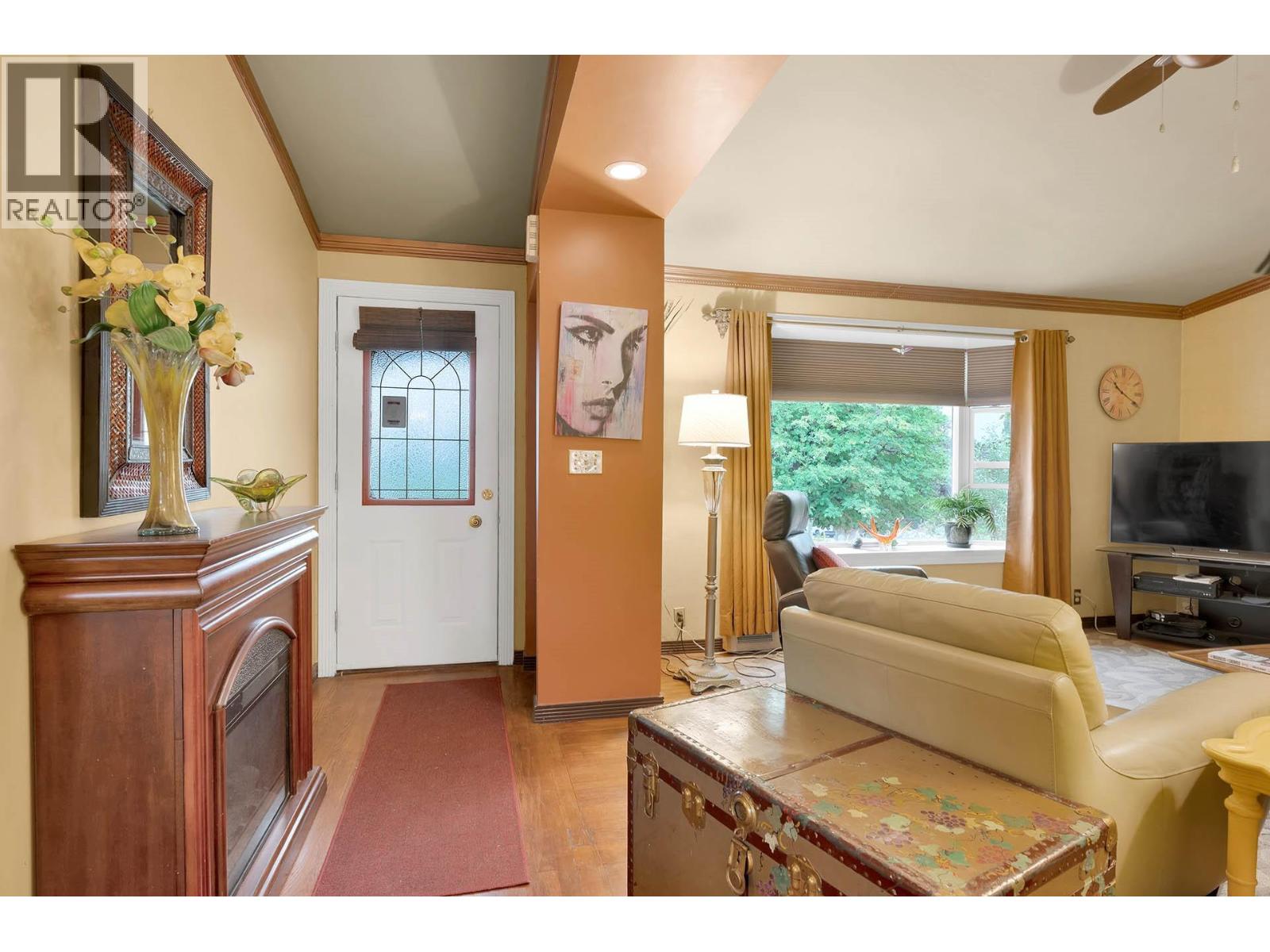 681 Douglas Street, Kamloops, British Columbia  V2C 3C4 - Photo 3 - 10376386