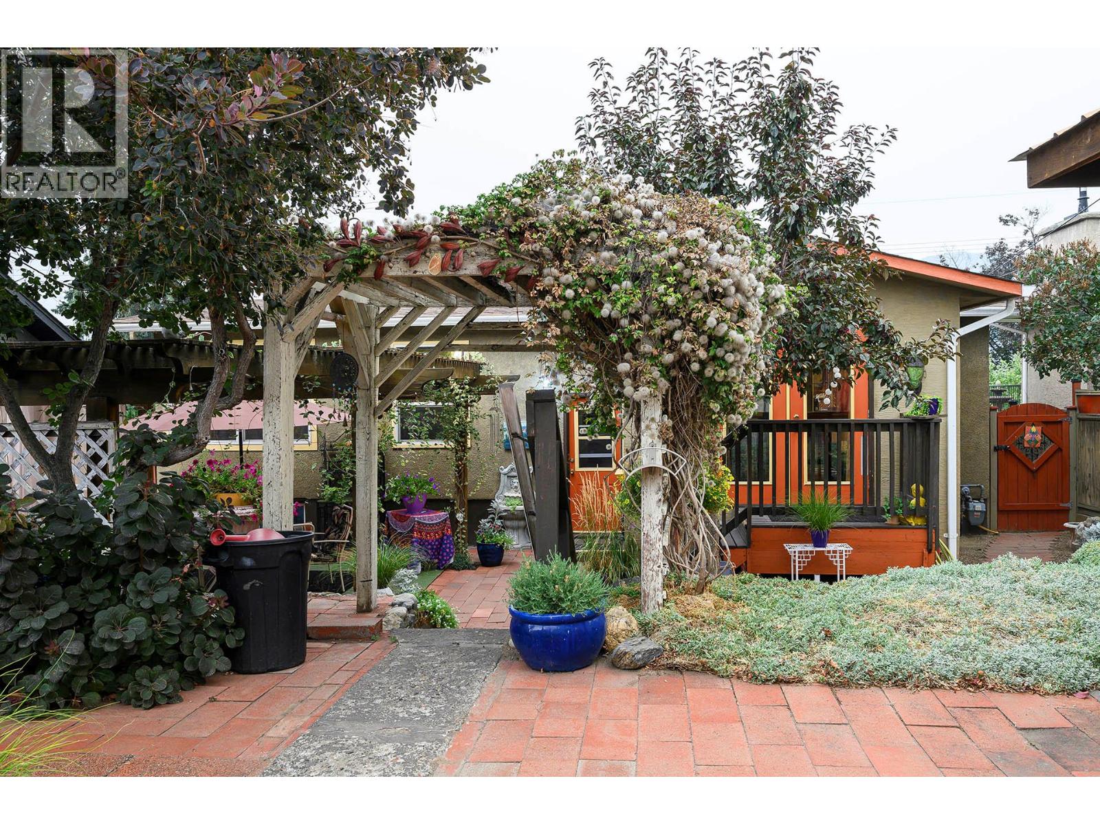 681 Douglas Street, Kamloops, British Columbia  V2C 3C4 - Photo 44 - 10376386