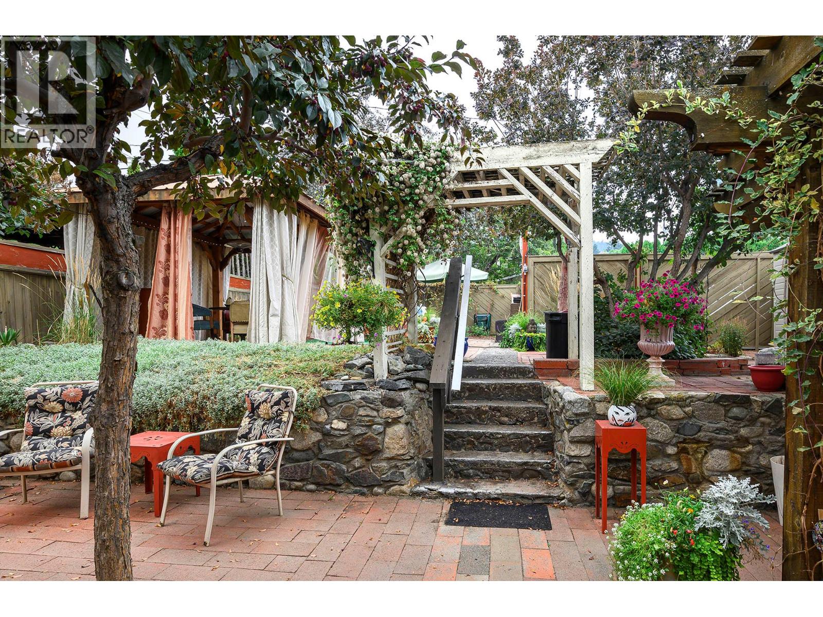 681 Douglas Street, Kamloops, British Columbia  V2C 3C4 - Photo 51 - 10376386