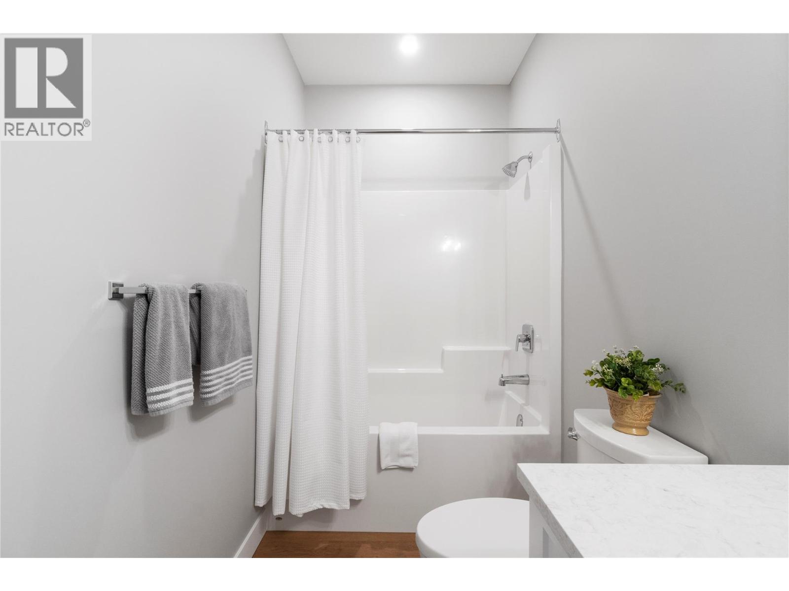 1330 10th Street Sw Unit# 16, Salmon Arm, British Columbia  V1E 0E4 - Photo 25 - 10376131