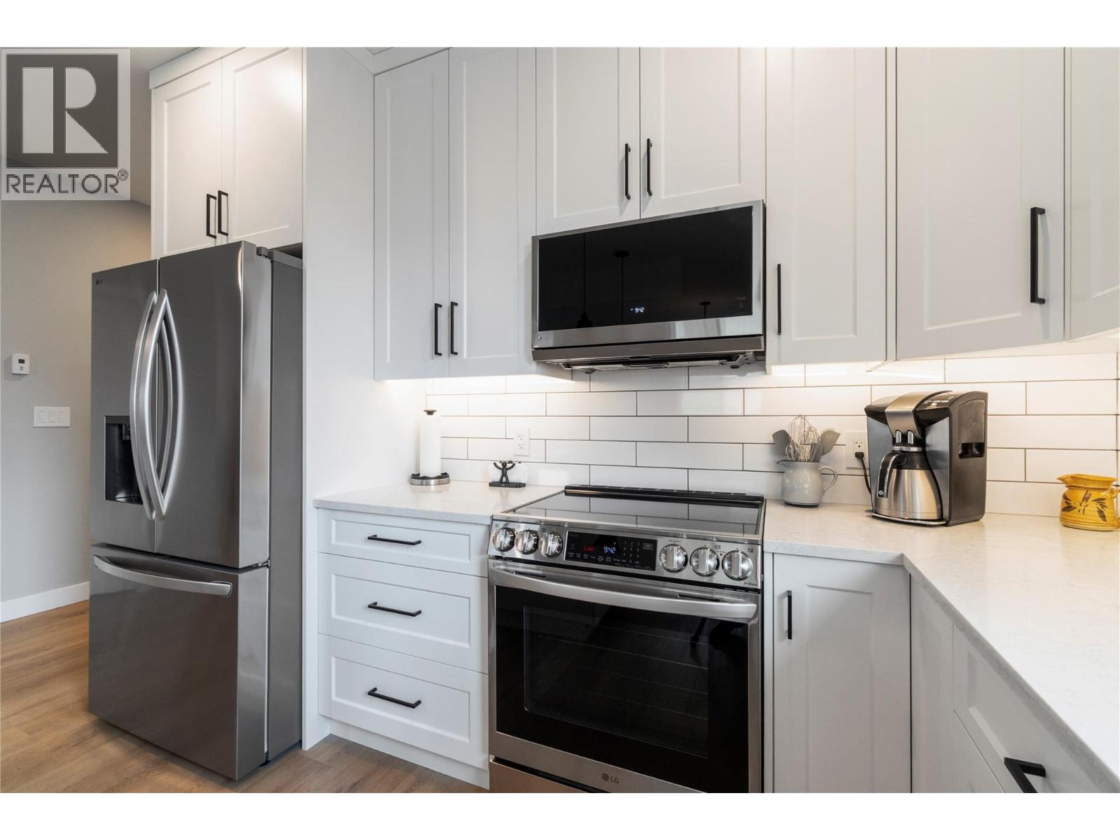 1330 10th Street Sw Unit# 16, Salmon Arm, British Columbia  V1E 0E4 - Photo 5 - 10376131