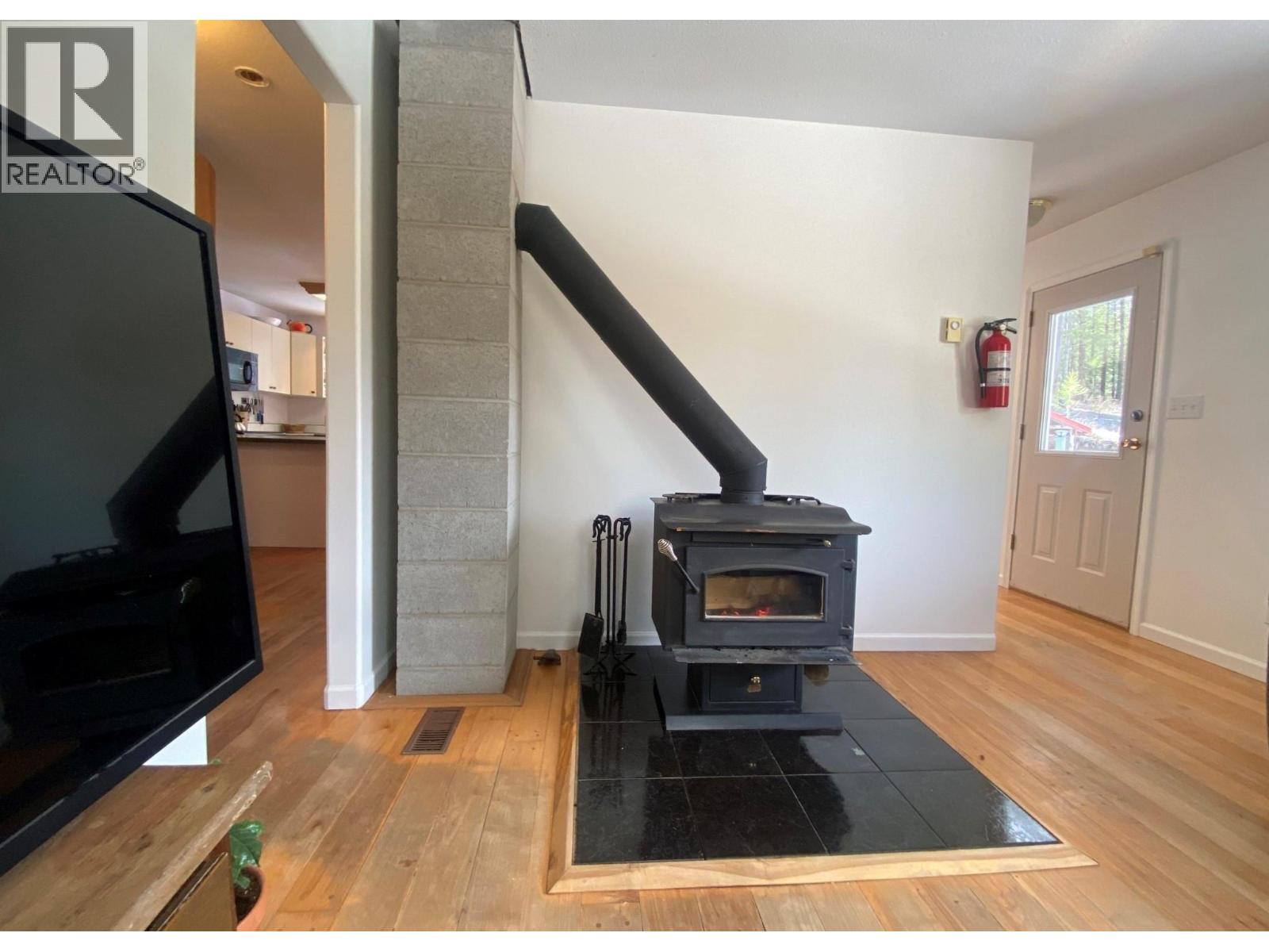 10625 Granby Road, Grand Forks, British Columbia  V0H 1H1 - Photo 11 - 10376365