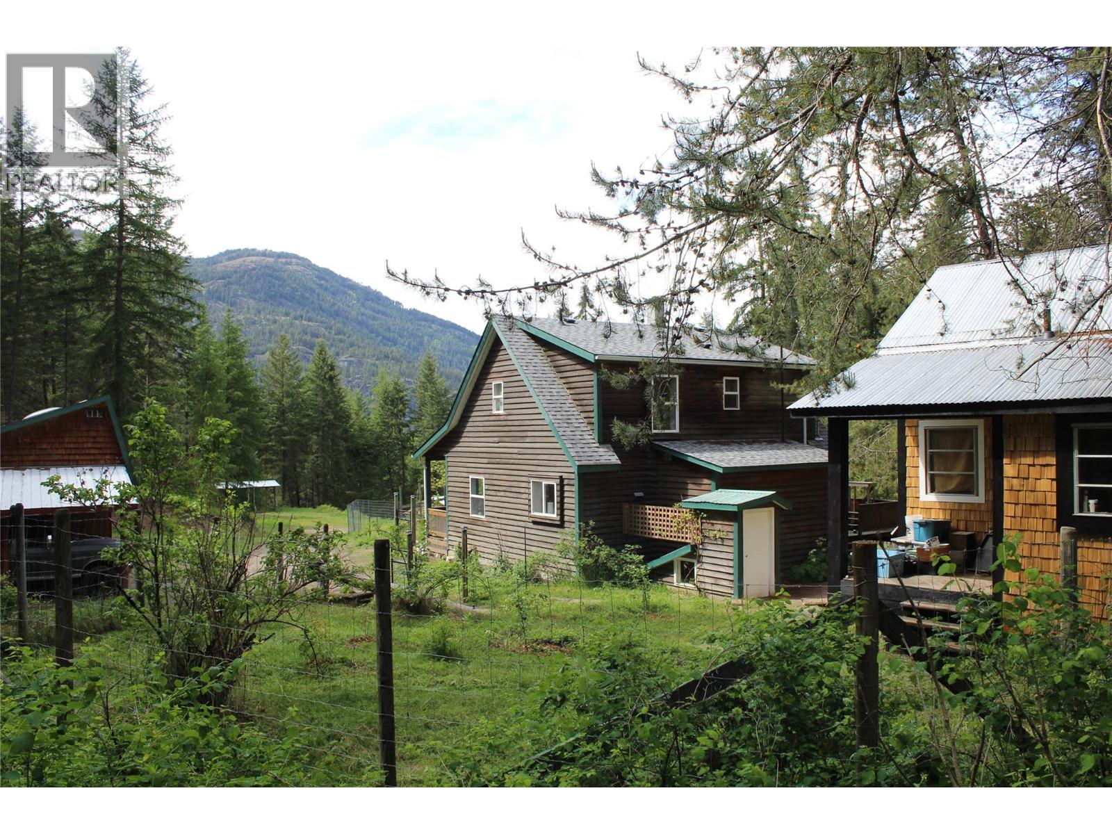 10625 Granby Road, Grand Forks, British Columbia  V0H 1H1 - Photo 39 - 10376365