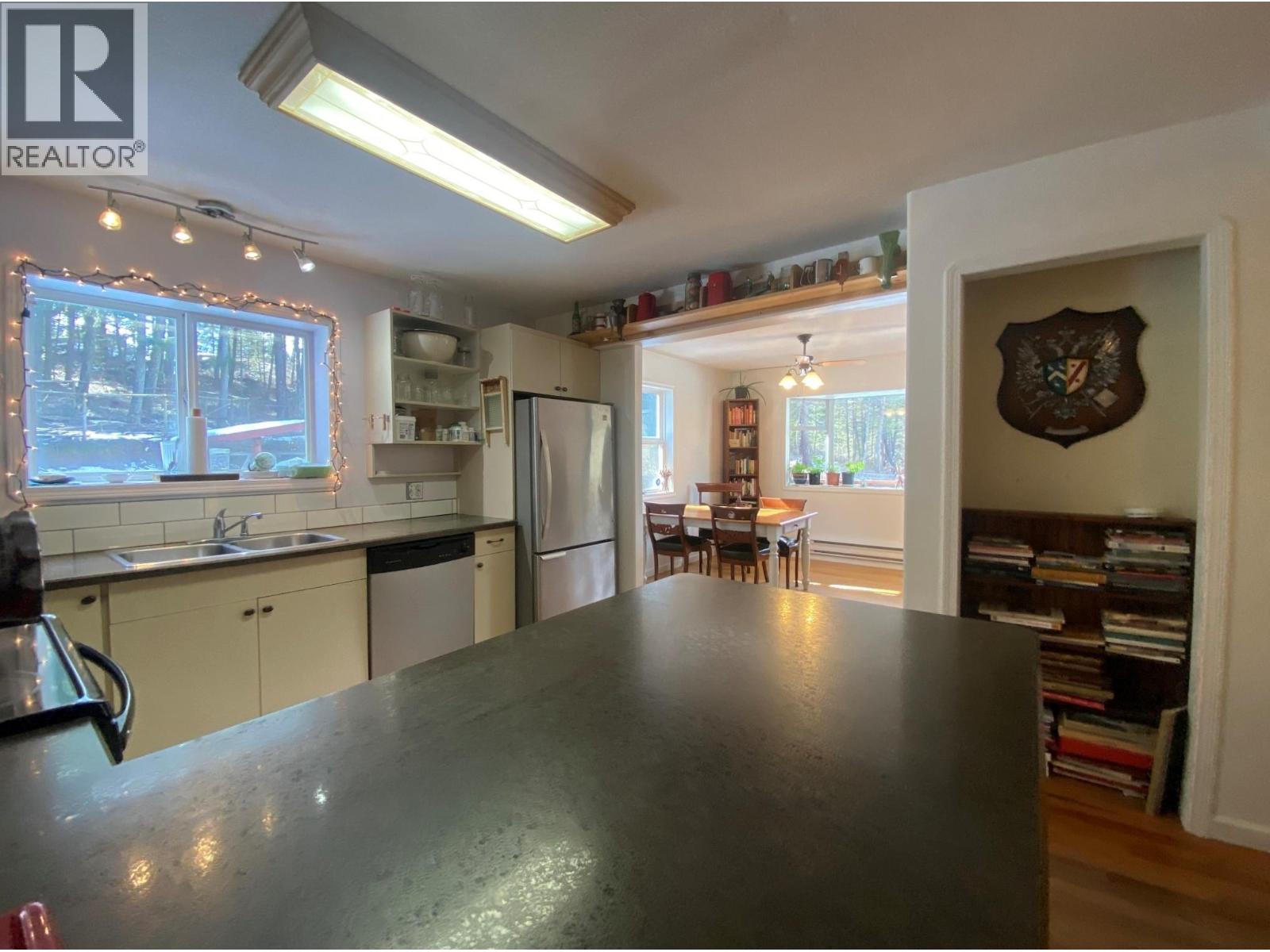 10625 Granby Road, Grand Forks, British Columbia  V0H 1H1 - Photo 7 - 10376365