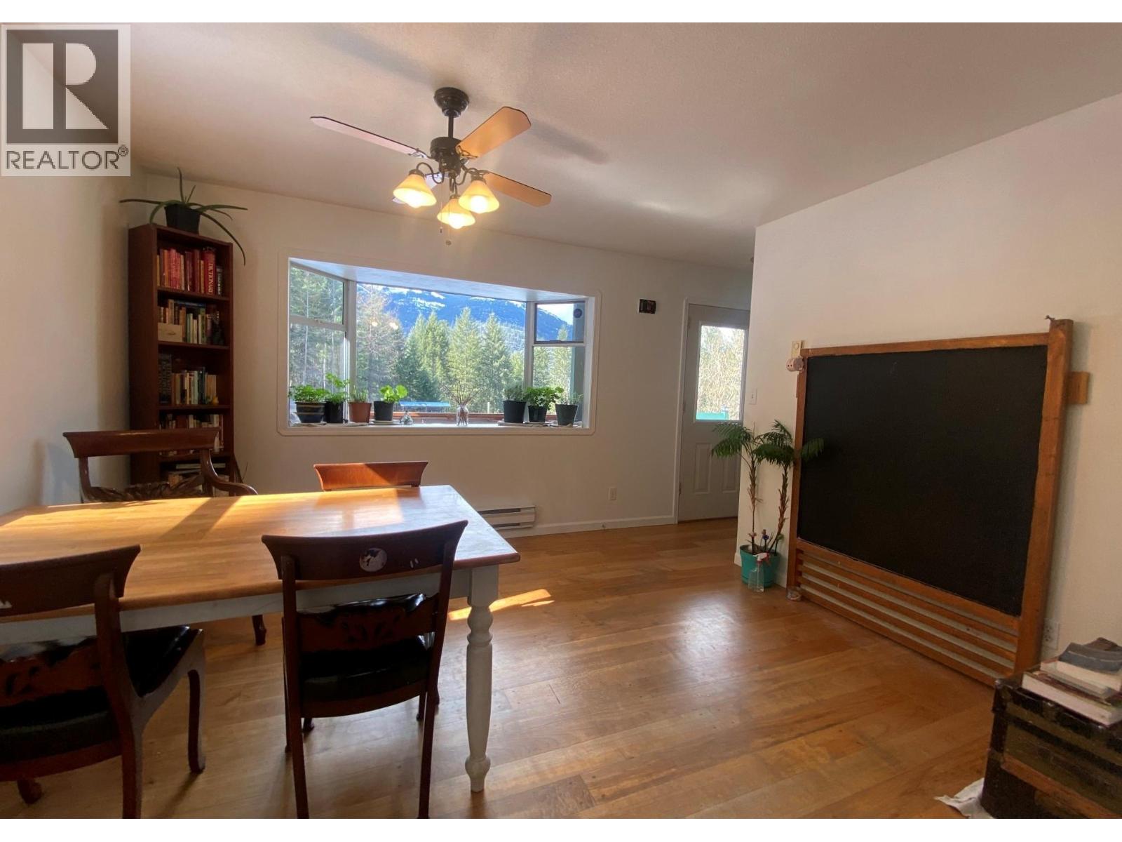 10625 Granby Road, Grand Forks, British Columbia  V0H 1H1 - Photo 9 - 10376365