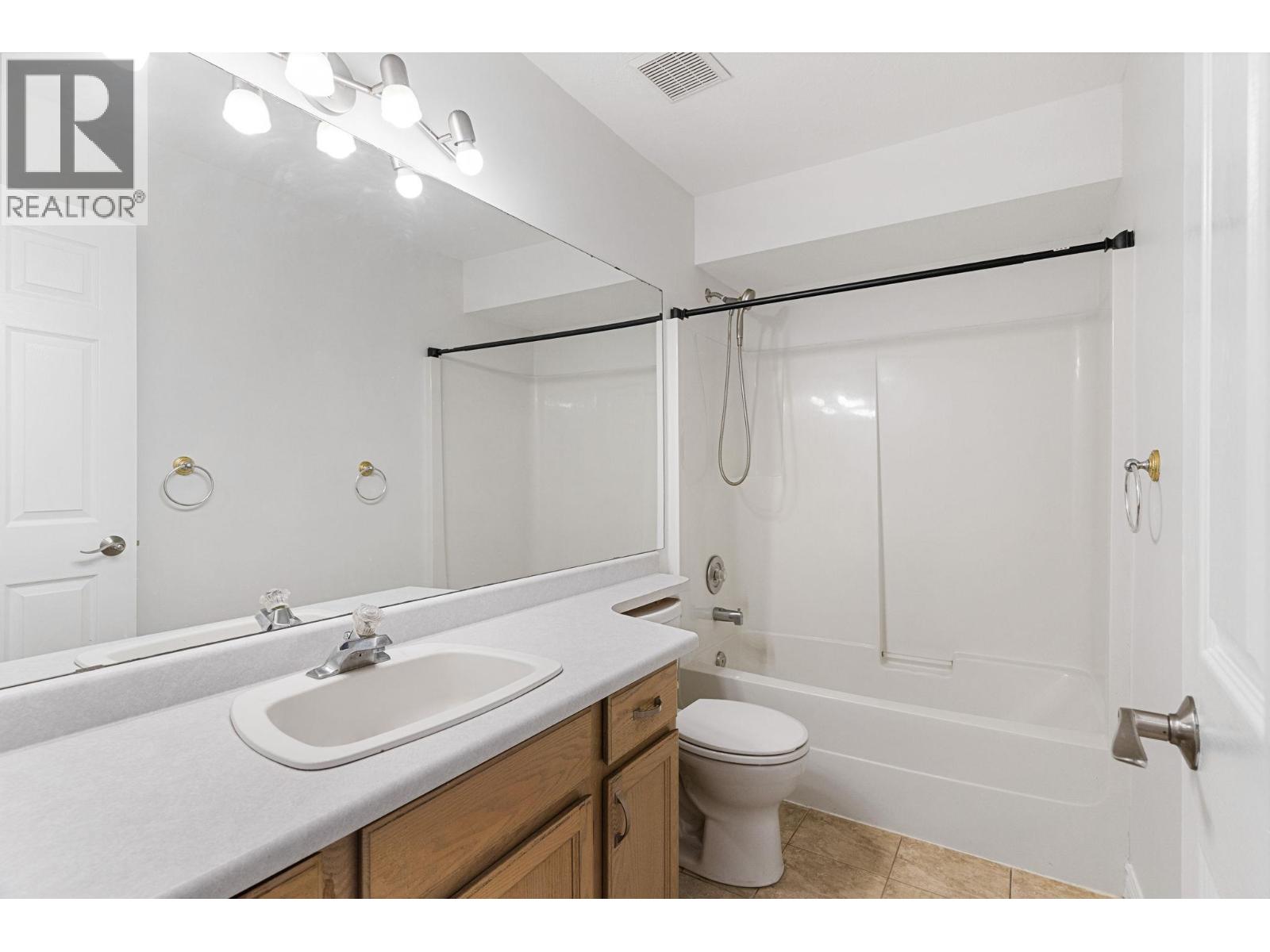 7841 Highway 97 N Highway Unit# 4 Lot# 122, Kelowna, British Columbia  V4V 1E7 - Photo 15 - 10376338