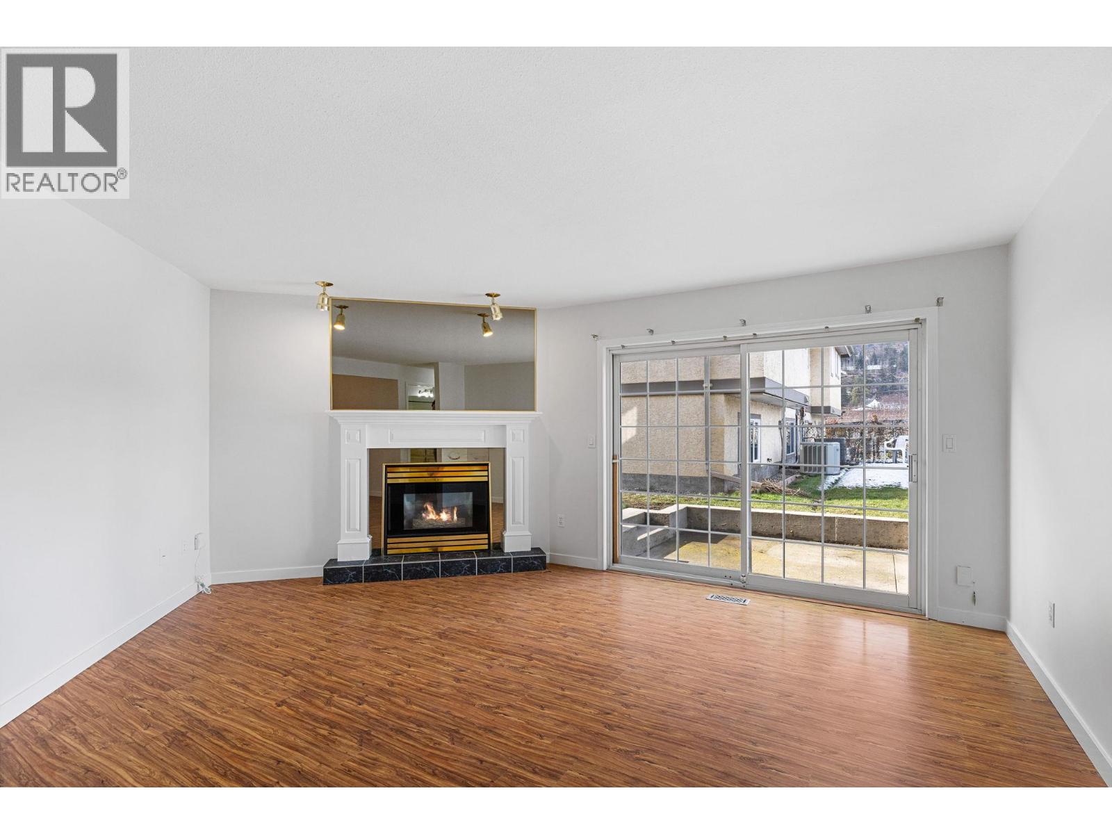 7841 Highway 97 N Highway Unit# 4 Lot# 122, Kelowna, British Columbia  V4V 1E7 - Photo 7 - 10376338