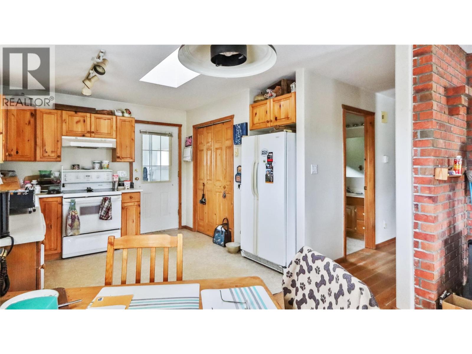 12165 Highway 3, Greenwood, British Columbia  V0H 1J0 - Photo 18 - 10376436