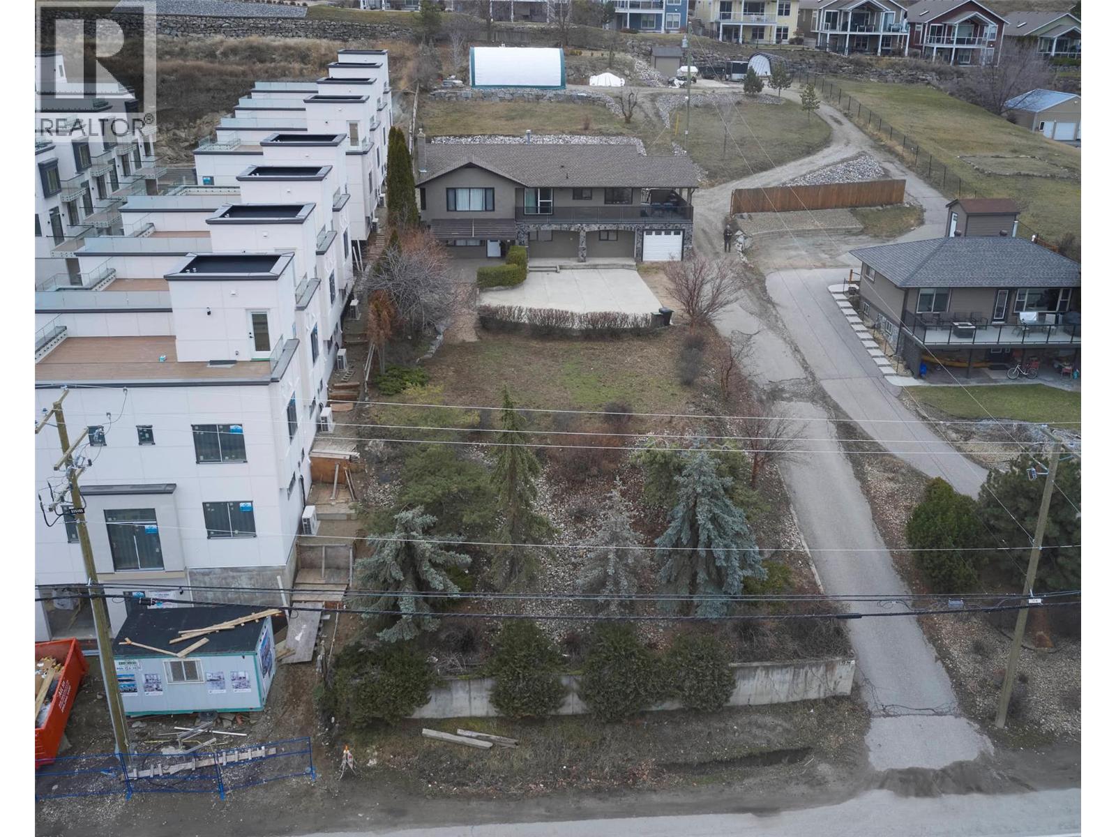 7676 Okanagan Landing Road, Vernon, British Columbia  V1H 1G9 - Photo 2 - 10376061