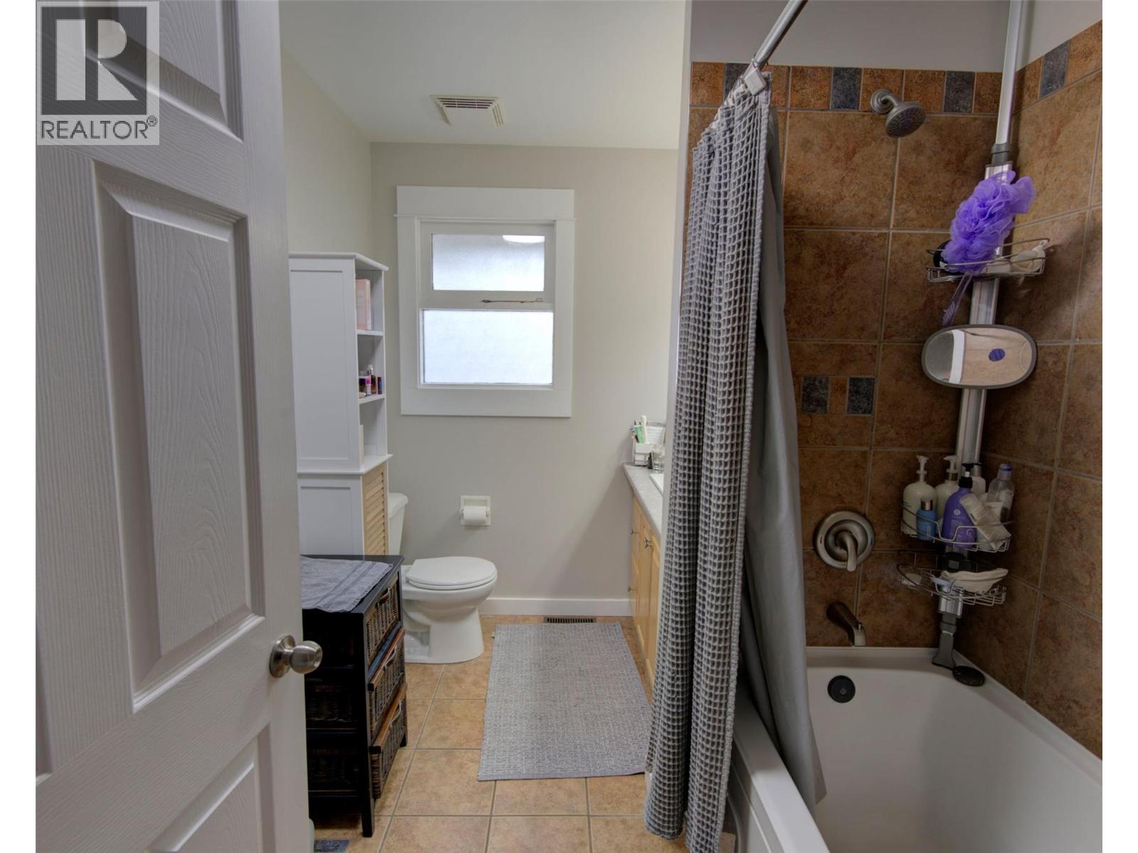 7676 Okanagan Landing Road, Vernon, British Columbia  V1H 1G9 - Photo 29 - 10376061