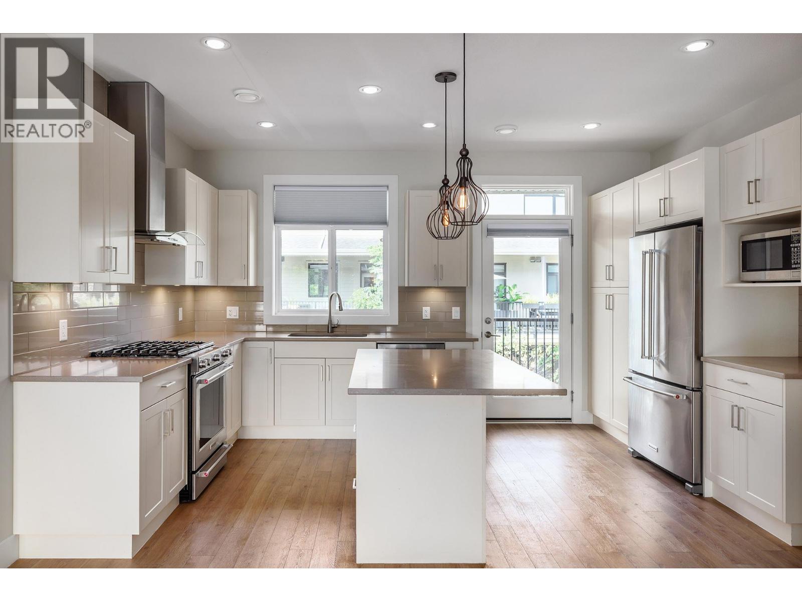 1102 Cameron Avenue Unit# 3, Kelowna, British Columbia  V1Y 0B2 - Photo 6 - 10376465