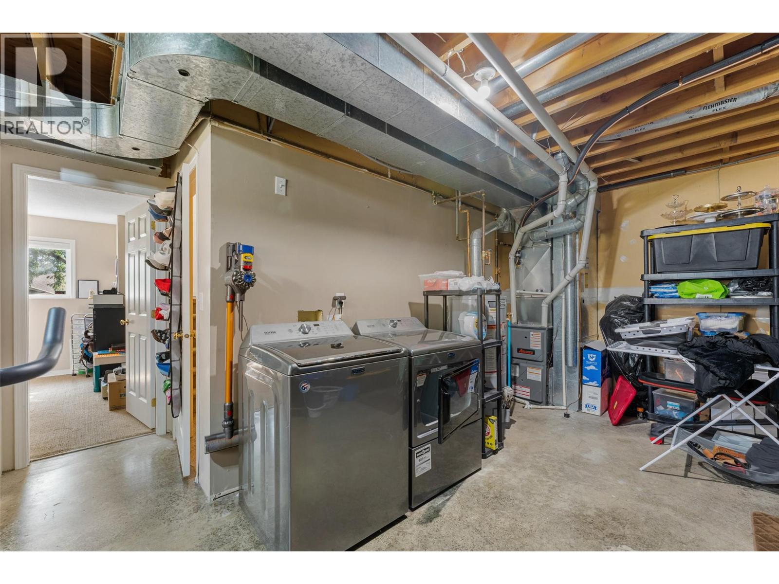 580 Spruceview Place N, Kelowna, British Columbia  V1V 1S7 - Photo 33 - 10376330