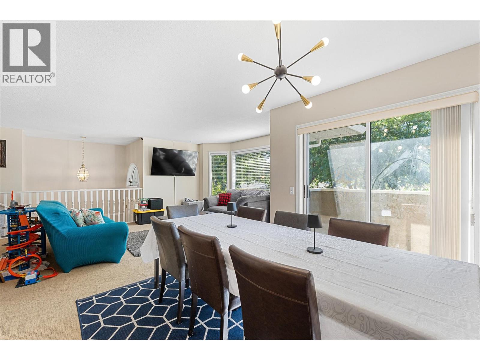 580 Spruceview Place N, Kelowna, British Columbia  V1V 1S7 - Photo 8 - 10376330