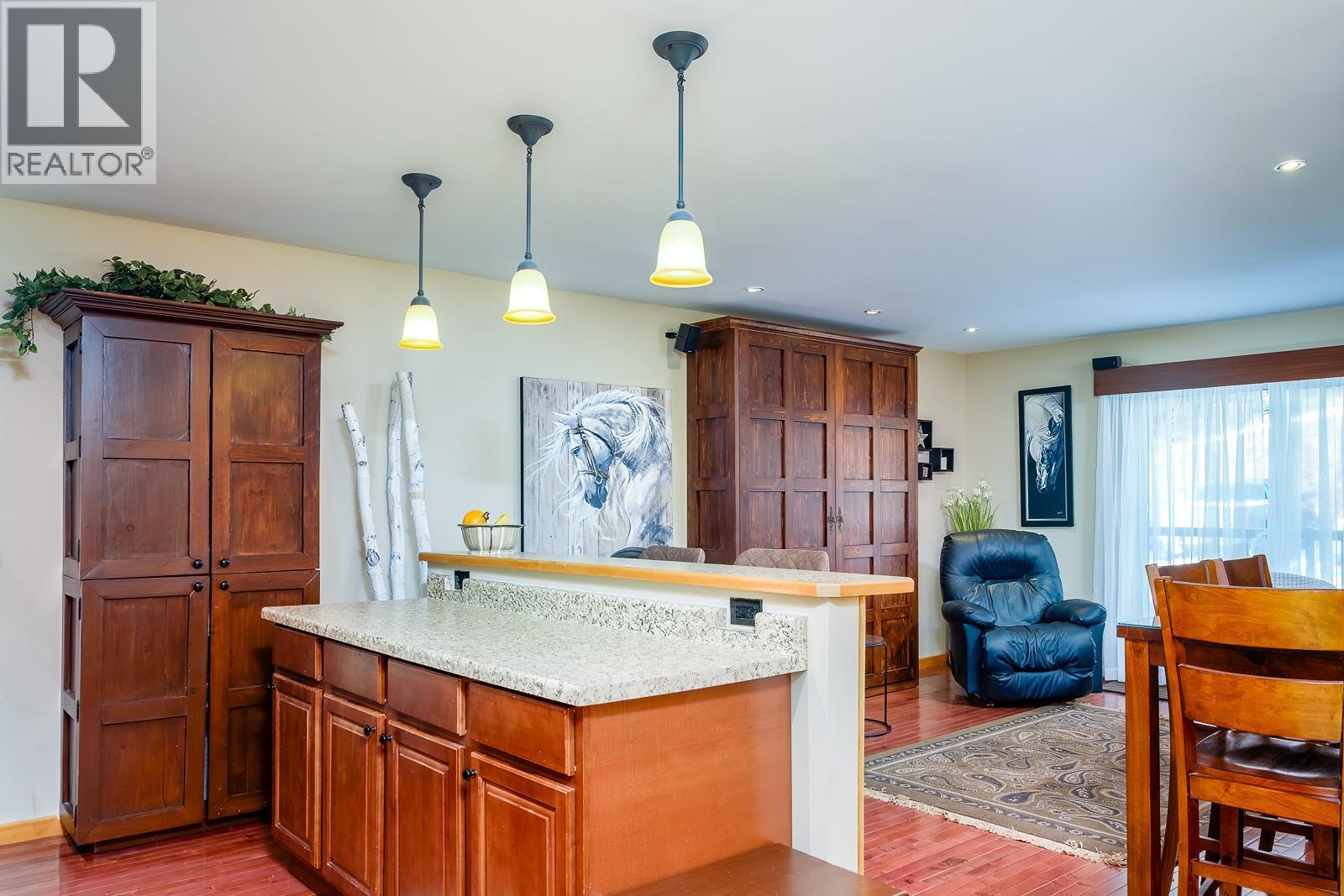 1510 Nickelplate Street Unit# 306, Rossland, British Columbia  V0G 1Y0 - Photo 1 - 10376082