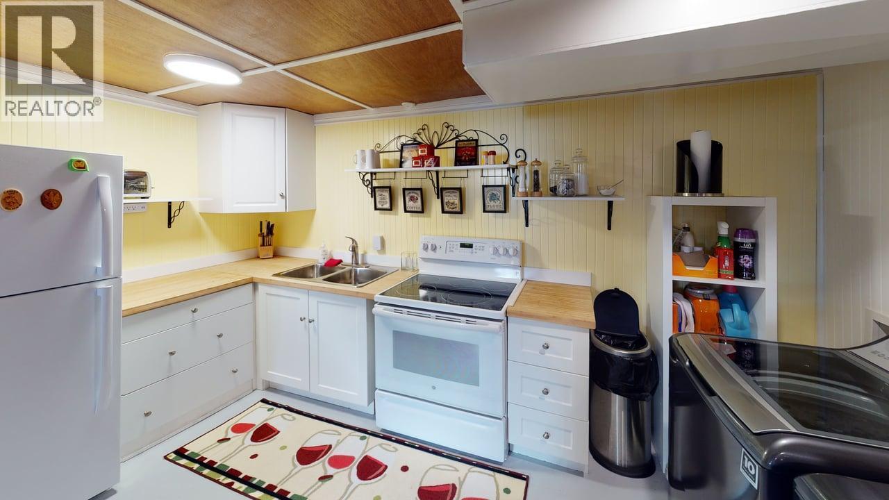 747 Nicholson Road, Golden, British Columbia  V0A 1H2 - Photo 10 - 10376460