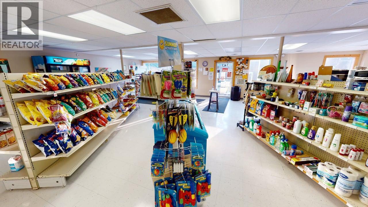 747 Nicholson Road, Golden, British Columbia  V0A 1H2 - Photo 4 - 10376460