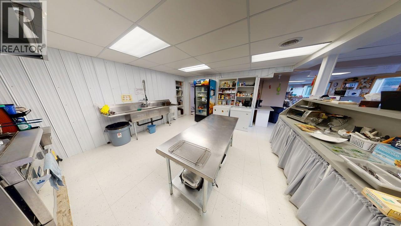 747 Nicholson Road, Golden, British Columbia  V0A 1H2 - Photo 6 - 10376460