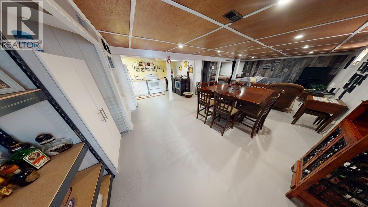 747 Nicholson Road, Golden, British Columbia  V0A 1H2 - Photo 9 - 10376460