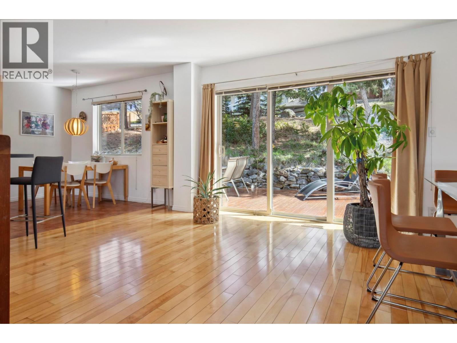 183 Magic Drive, Kelowna, British Columbia  V1V 1N2 - Photo 18 - 10376472