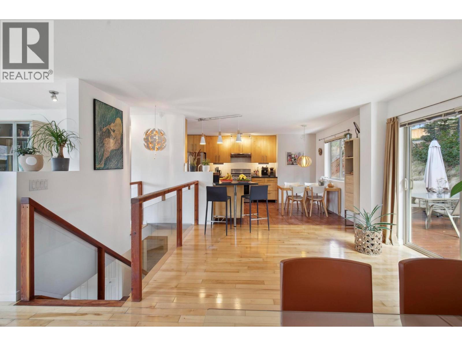 183 Magic Drive, Kelowna, British Columbia  V1V 1N2 - Photo 21 - 10376472