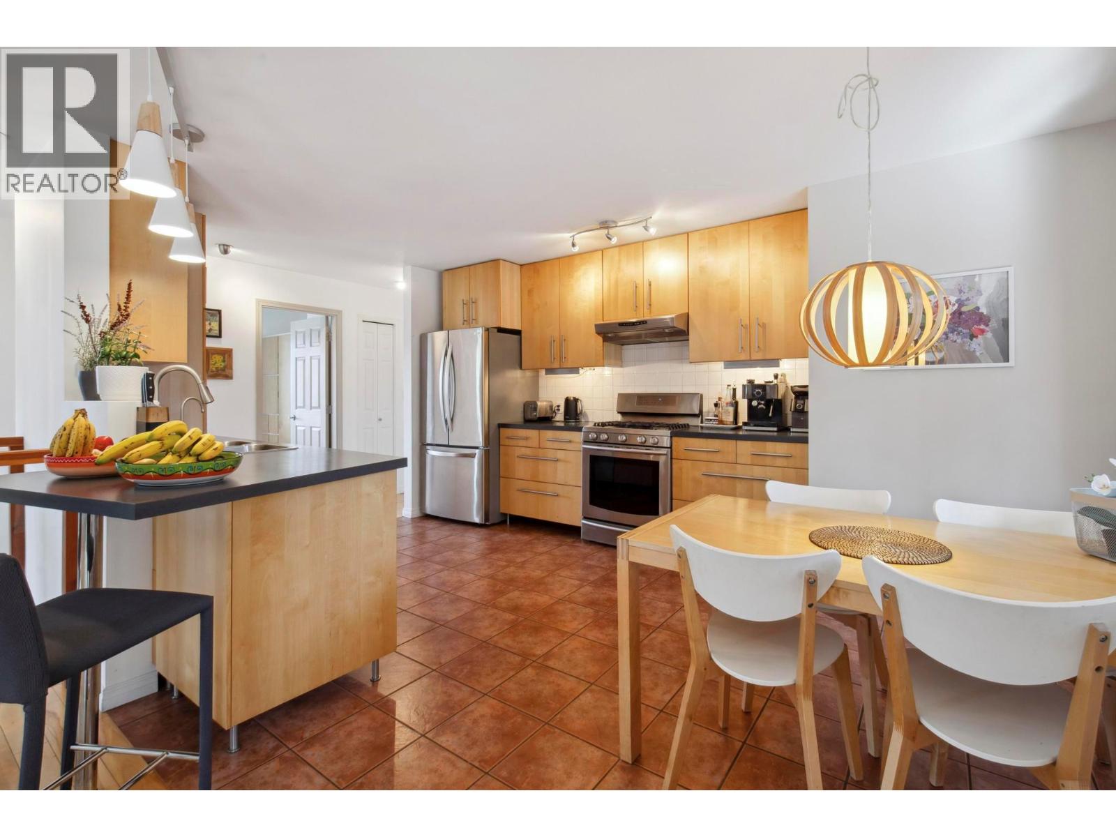 183 Magic Drive, Kelowna, British Columbia  V1V 1N2 - Photo 24 - 10376472