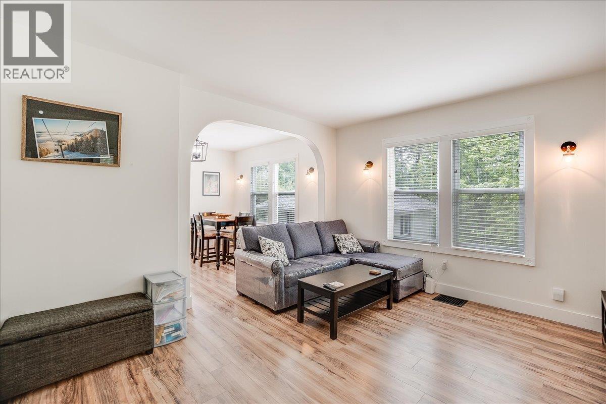 1667 Cedar Avenue, Trail, British Columbia  V1R 4C9 - Photo 21 - 10376355