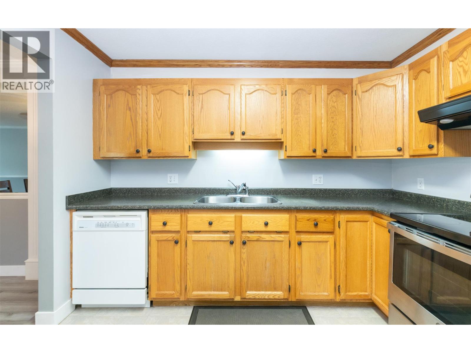 251 6 Street Se Unit# 109, Salmon Arm, British Columbia  V1E 1J9 - Photo 7 - 10376249