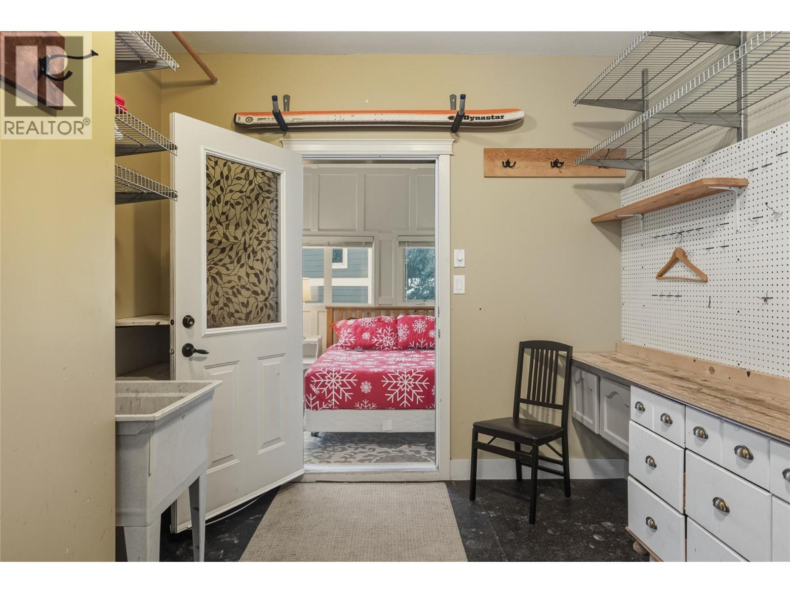 725 Monashee Road, Silver Star, British Columbia  V1B 0S5 - Photo 16 - 10376127