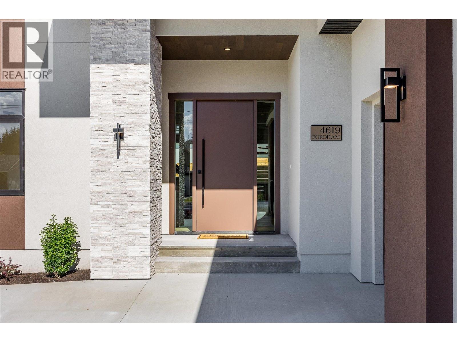 4619 Fordham Road, Kelowna, British Columbia  V1W 1P1 - Photo 4 - 10375745