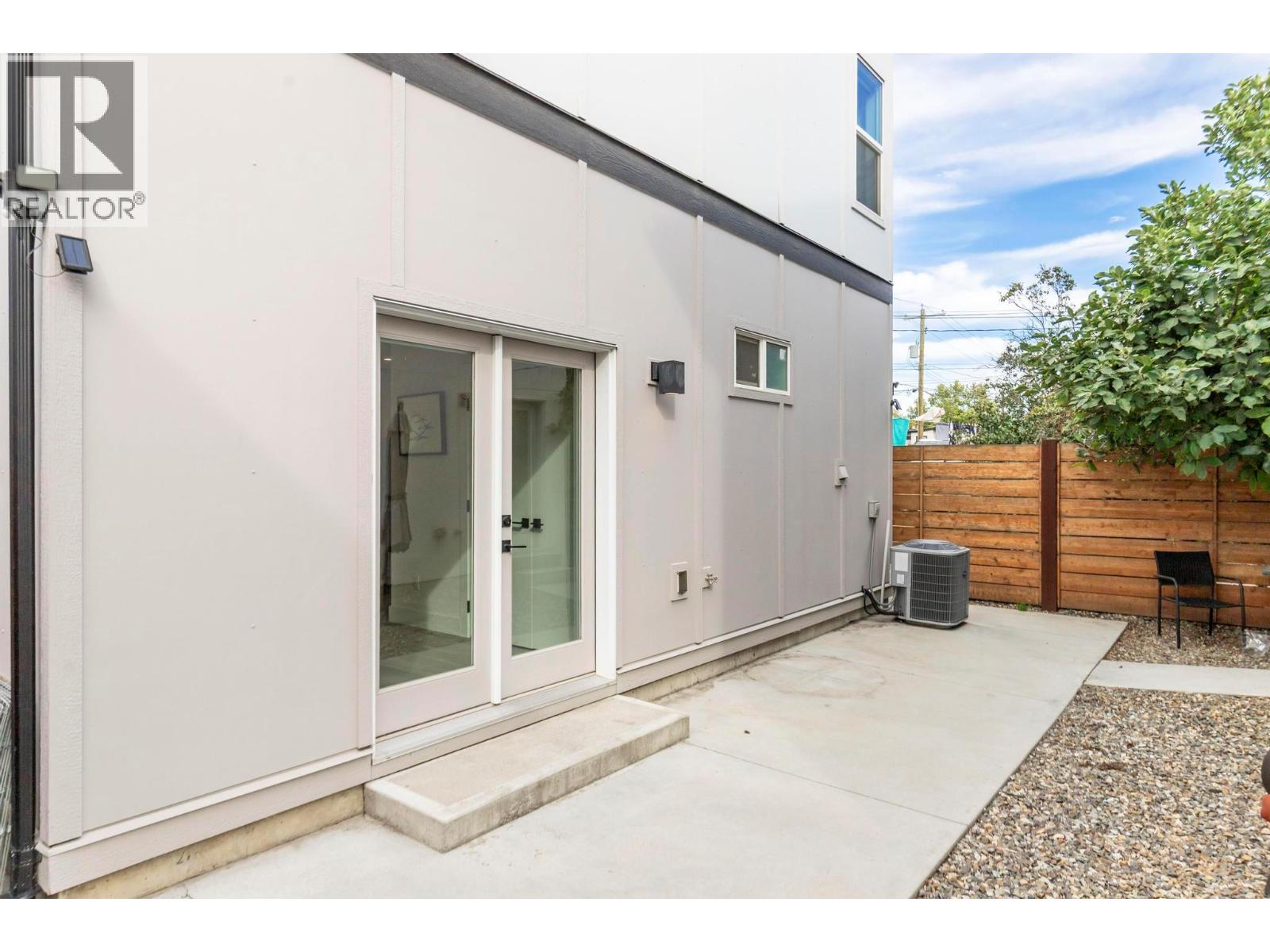 966 Fuller Avenue, Kelowna, British Columbia  V1Y 6X4 - Photo 30 - 10376337