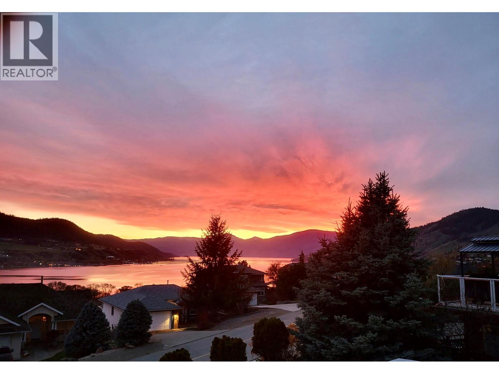 6809 Cameo Drive N, Vernon, British Columbia  V1H 1N9 - Photo 10 - 10375171