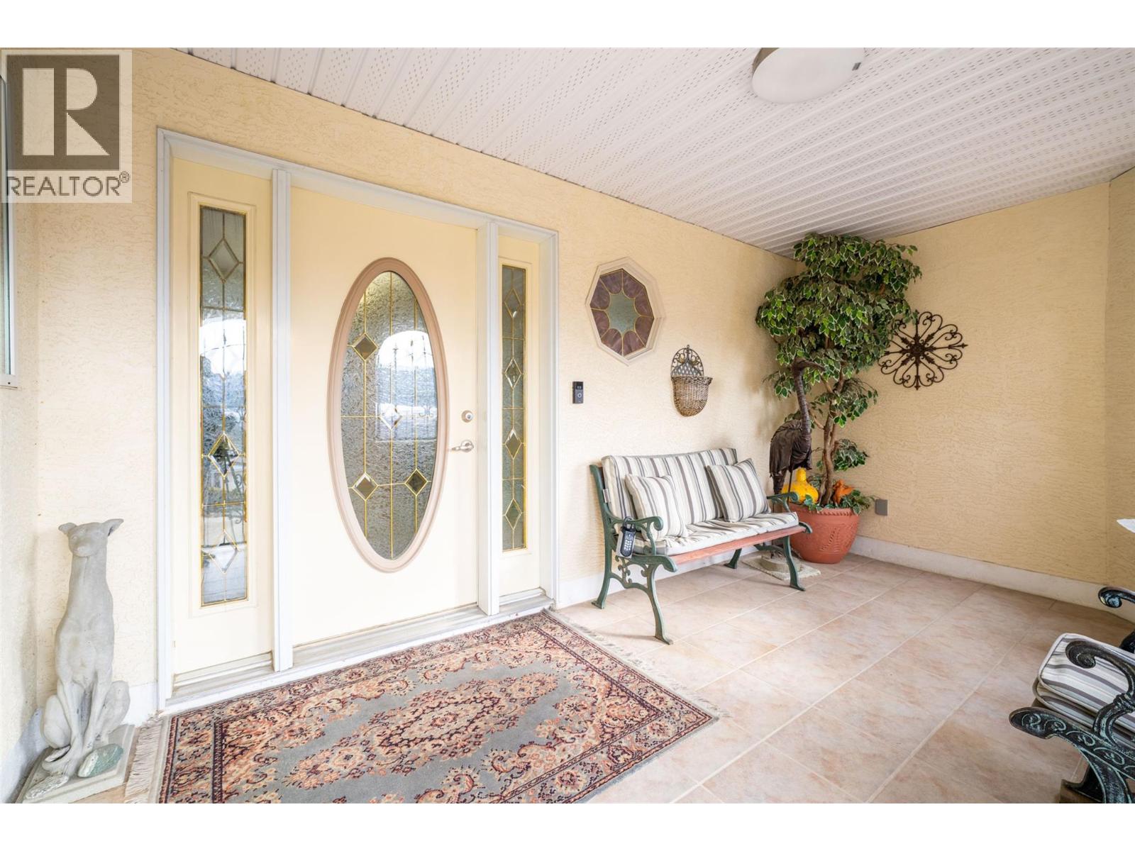 6809 Cameo Drive N, Vernon, British Columbia  V1H 1N9 - Photo 23 - 10375171