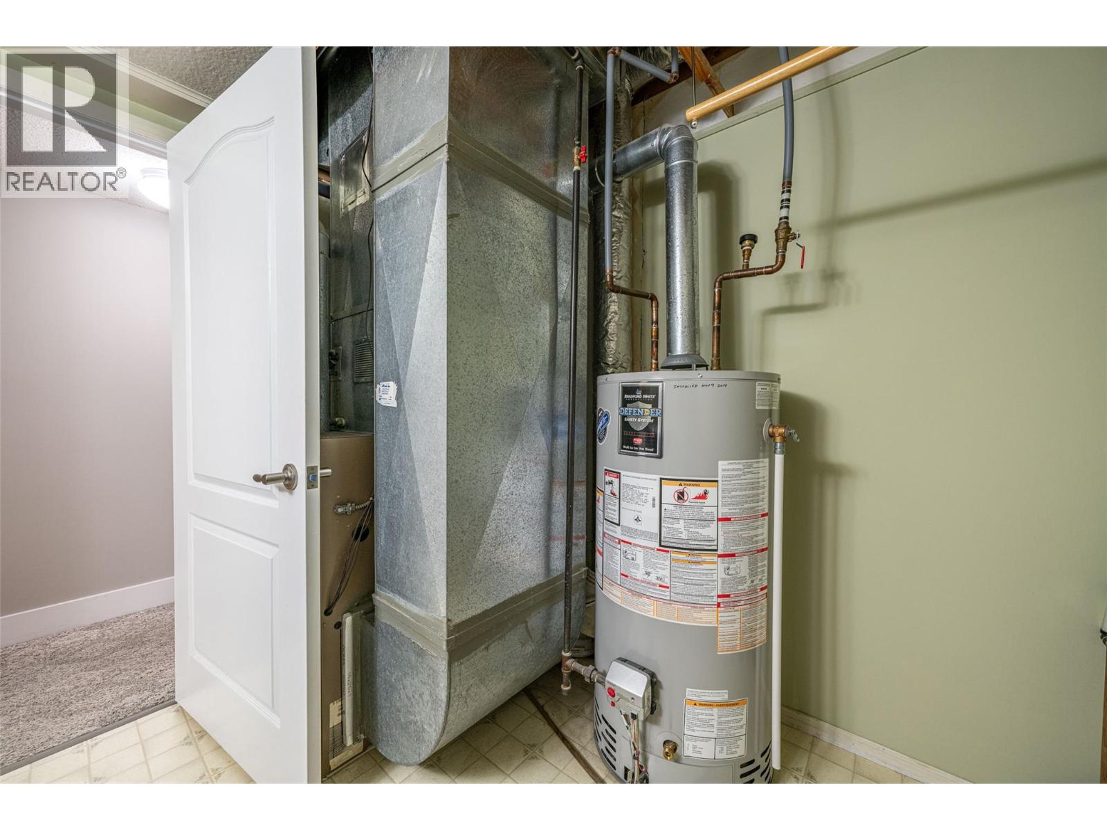 6809 Cameo Drive N, Vernon, British Columbia  V1H 1N9 - Photo 35 - 10375171