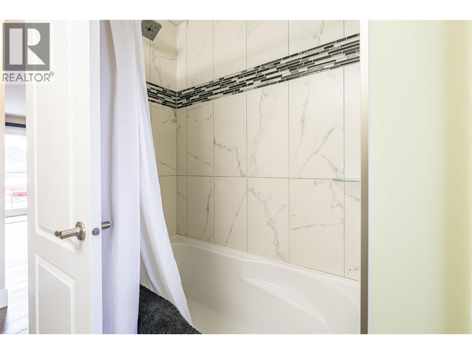 6809 Cameo Drive N, Vernon, British Columbia  V1H 1N9 - Photo 54 - 10375171