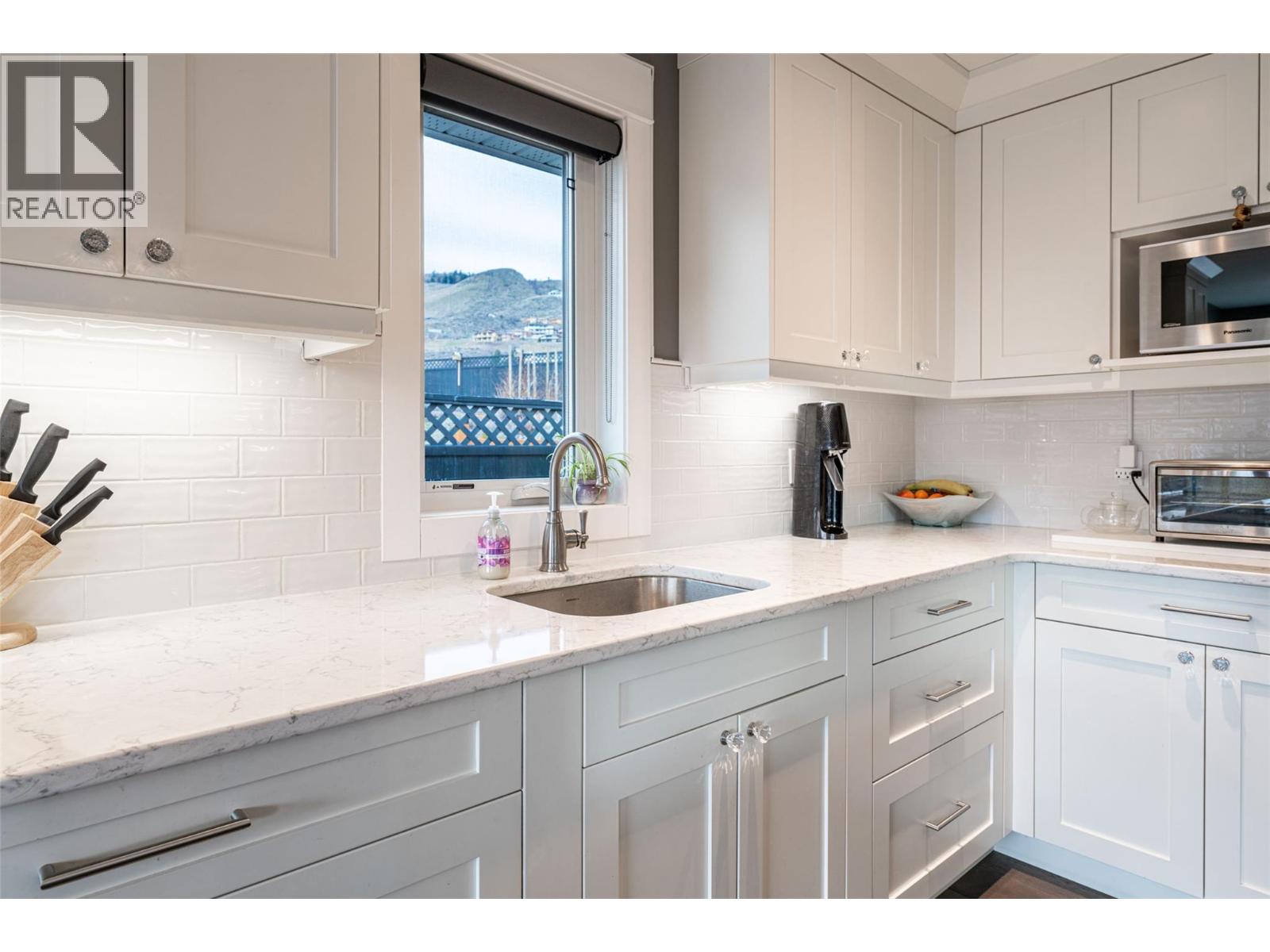 6809 Cameo Drive N, Vernon, British Columbia  V1H 1N9 - Photo 71 - 10375171