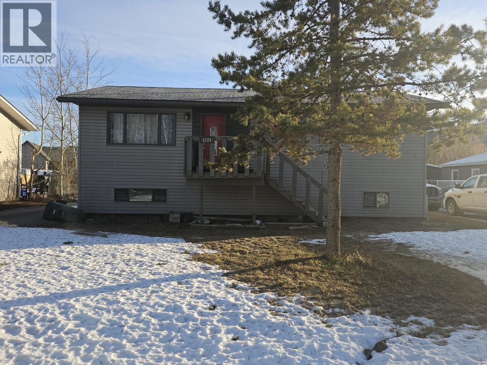 5224 42 Street Ne, Chetwynd, British Columbia  V0C 1J0 - Photo 2 - 10376502