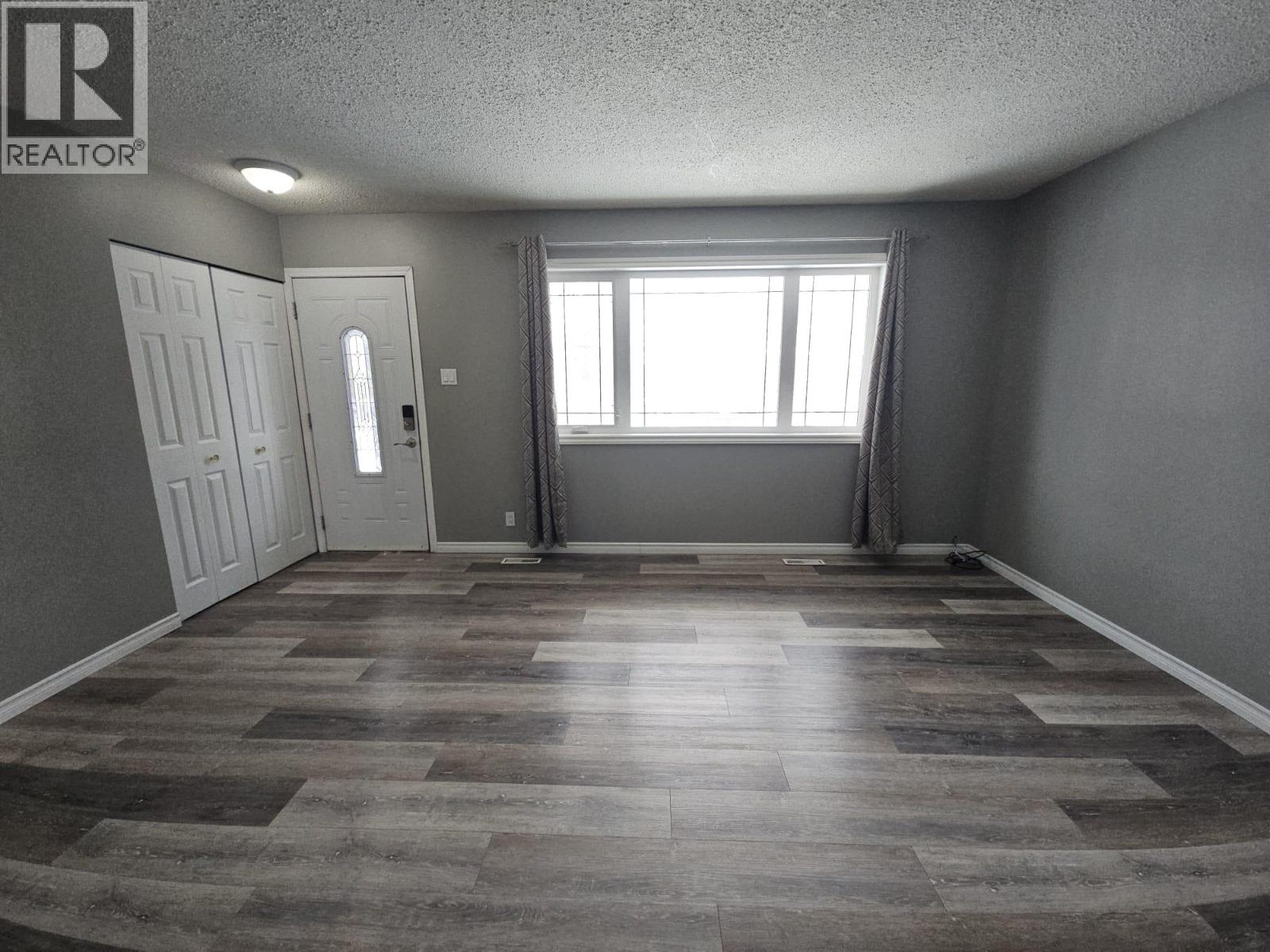 5224 42 Street Ne, Chetwynd, British Columbia  V0C 1J0 - Photo 3 - 10376502