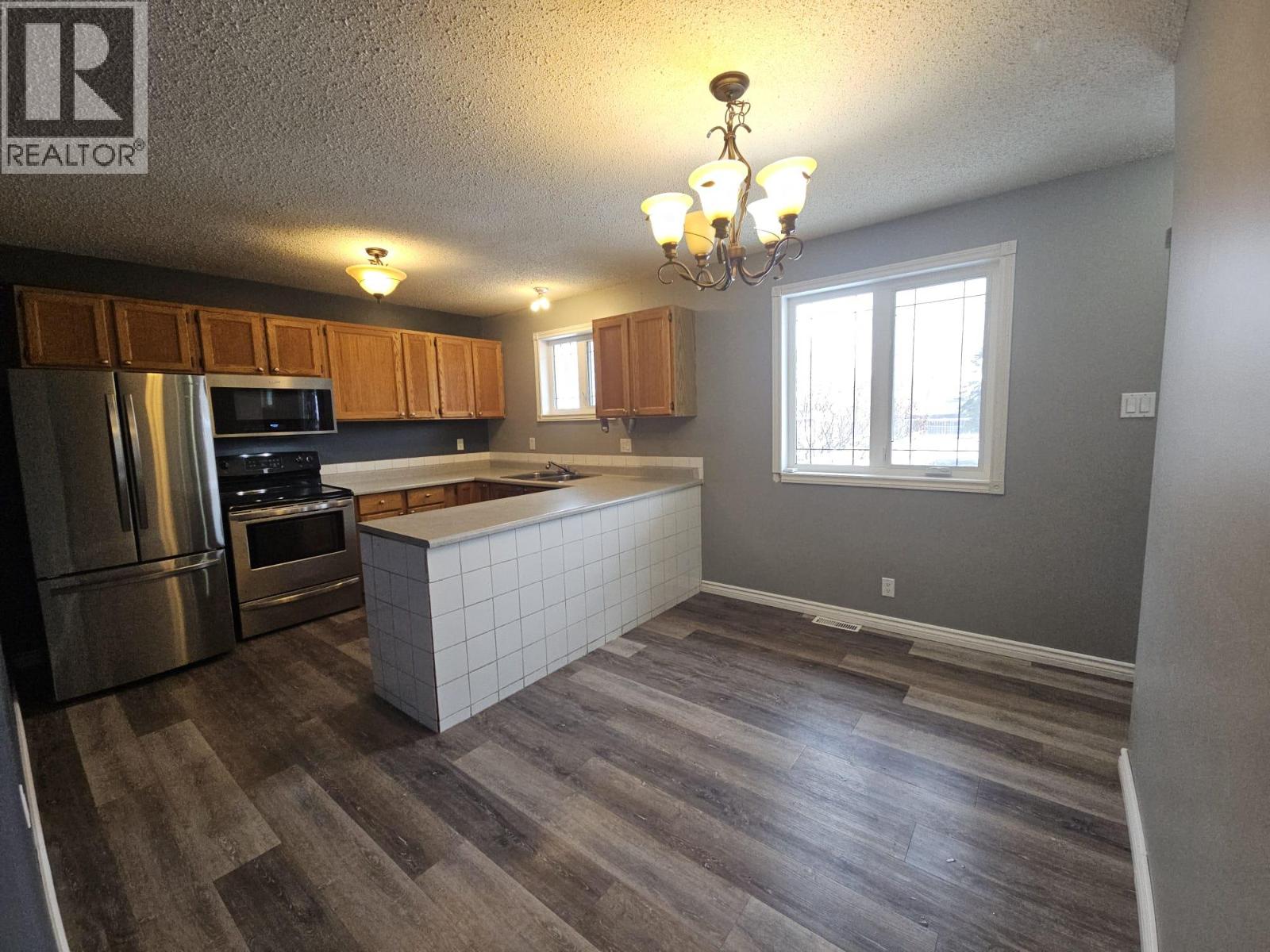 5224 42 Street Ne, Chetwynd, British Columbia  V0C 1J0 - Photo 40 - 10376502