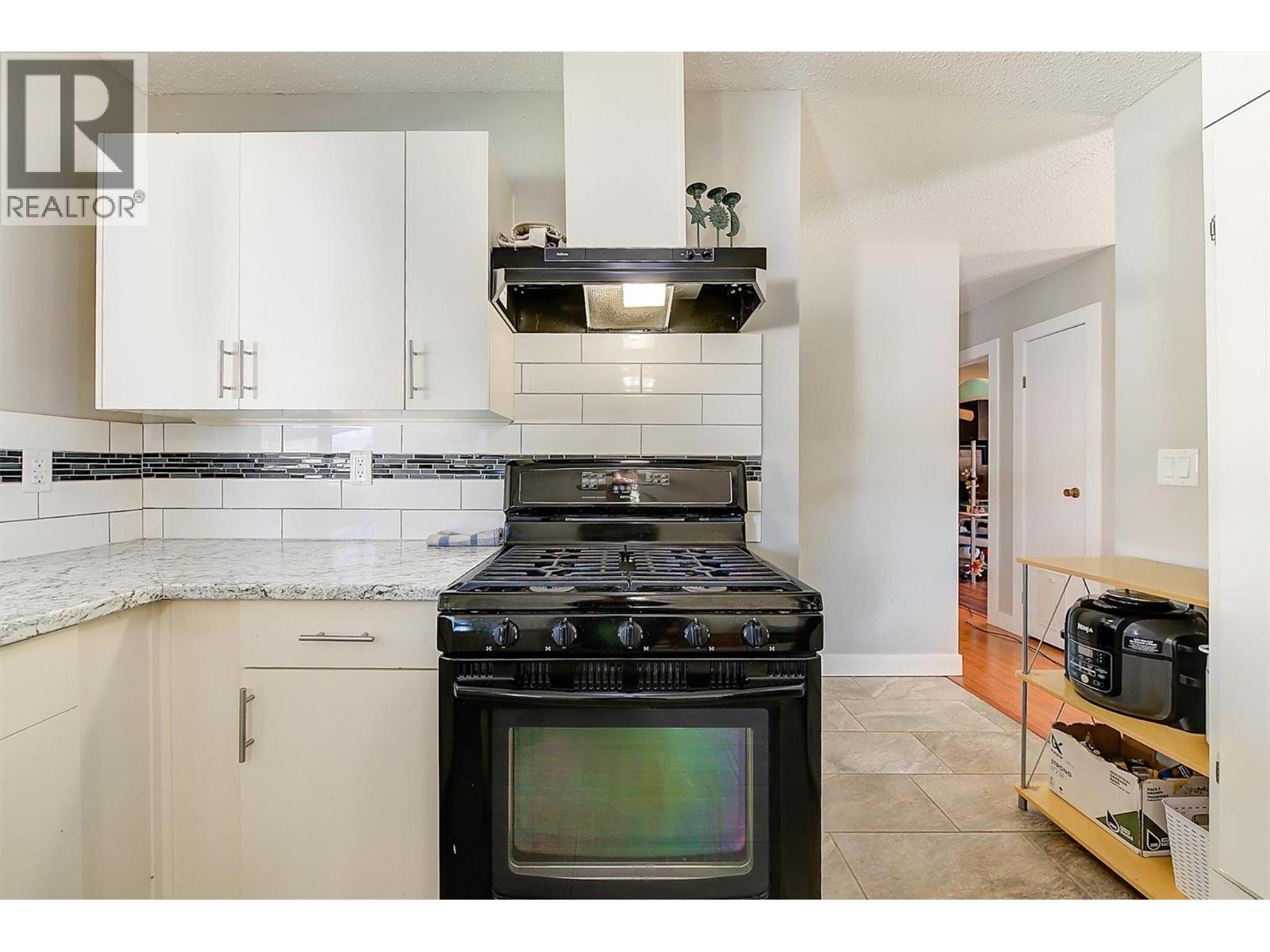 280 Holbrook Road W, Kelowna, British Columbia  V1W 4S2 - Photo 13 - 10376419