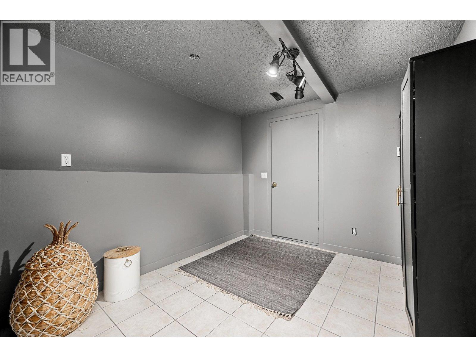 1492 Forest Avenue, Kelowna, British Columbia  V1P 1E7 - Photo 34 - 10376383